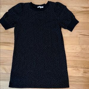 LOFT Black Textured Dot Short-Sleeve Shift Dress